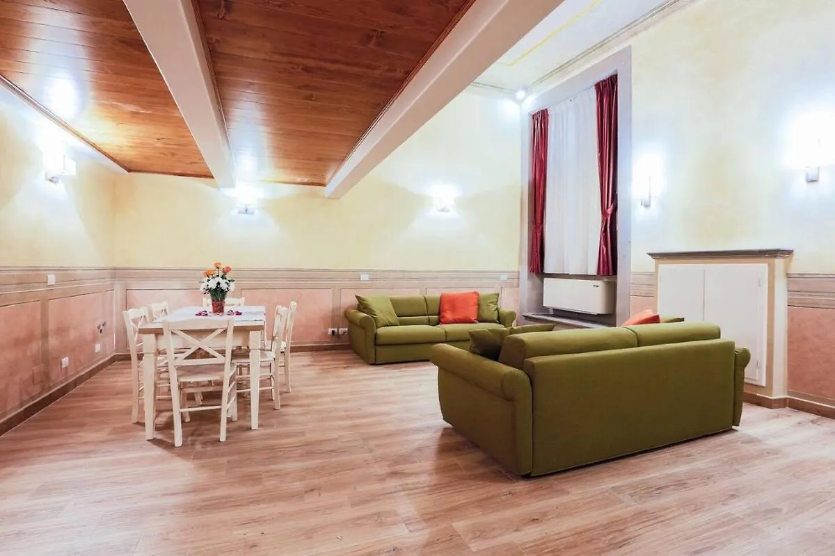 Albizi Michelangelo Apt 313 Florence Italy
